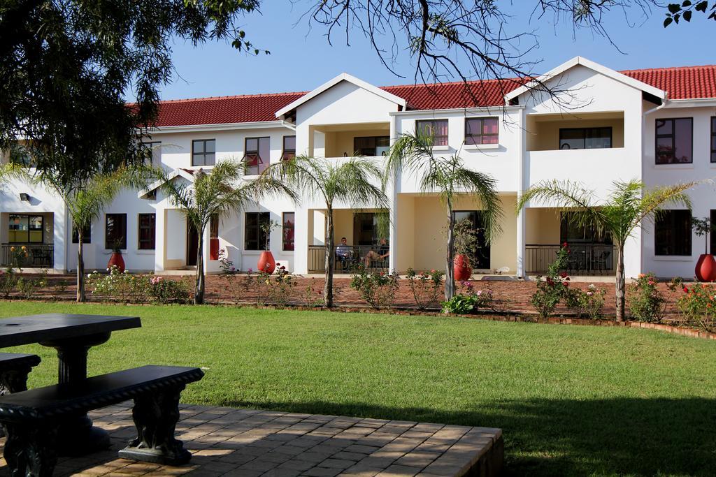 Casa Bianca Guest Lodge Хартбиспурт Экстерьер фото